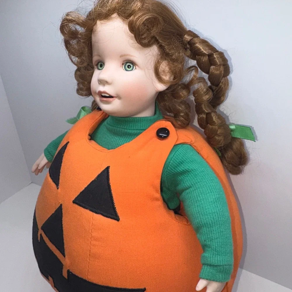 Vintage 1993 Lil' Punkin Hamilton Collection Porcelain Doll Halloween Girl 15